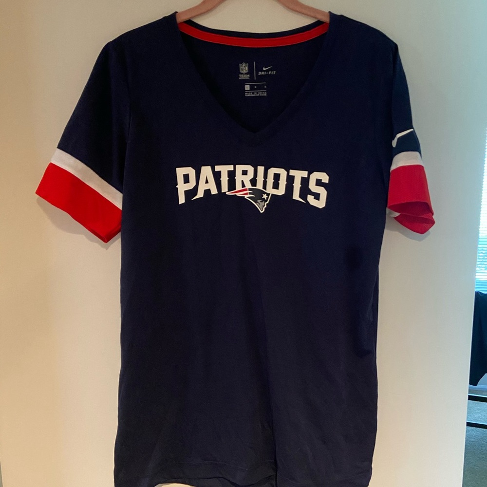 New England Patriots Women’s Shirt
